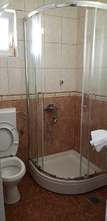 Apartmani Mia Rada Будва Екстер'єр фото